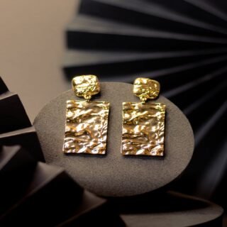 Accesorios que llevan tu estilo al siguiente nivel.
Descubre más en Dacanni.com#dacanni #oaxaca #handmade #mexico #inspofashion #goldenglam #accesorioschic