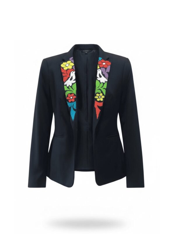 Blazer de mujer con bordado de Jalapa de Díaz