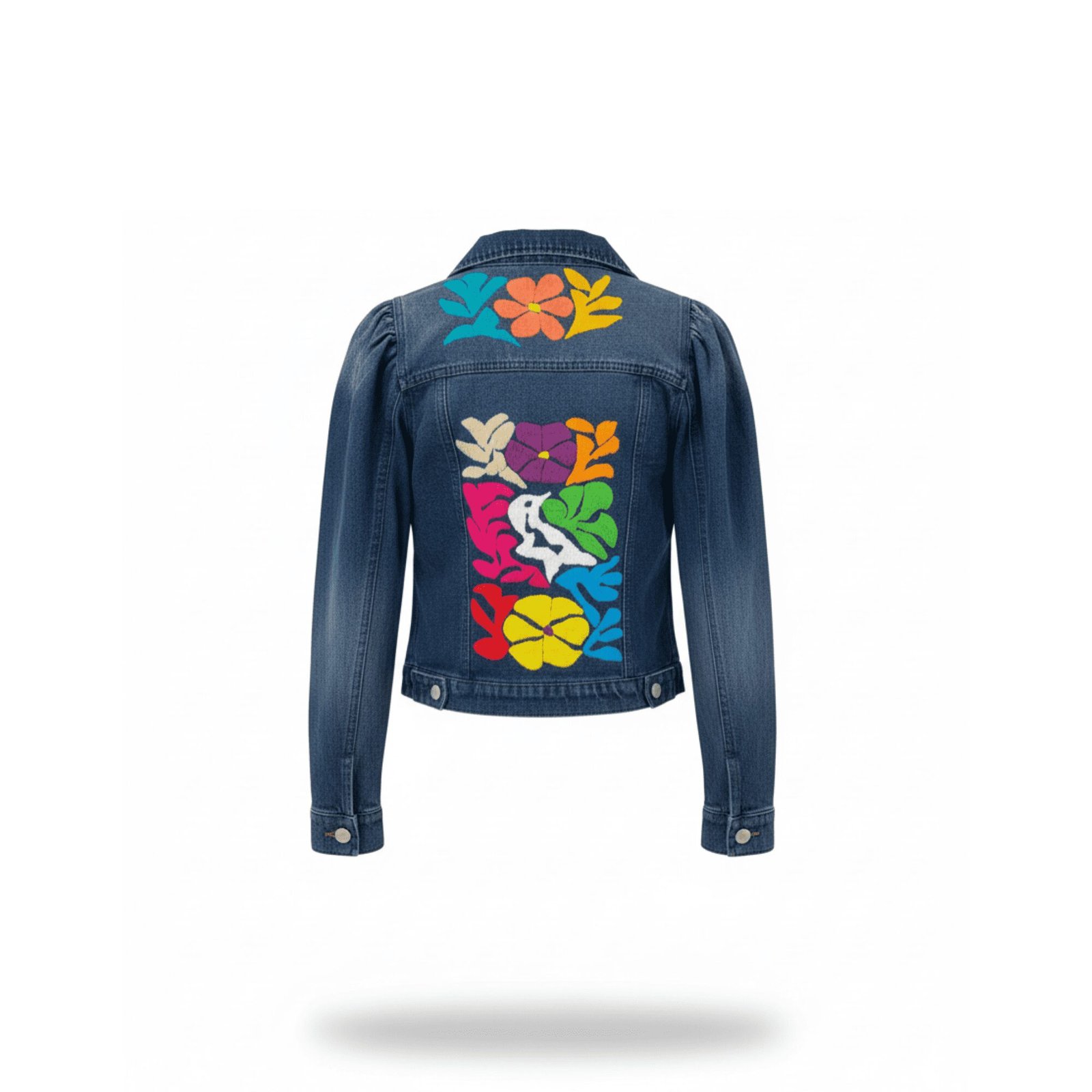 Chamarra de mujer de mezclilla con bordado de Jalapa de Díaz artesanal