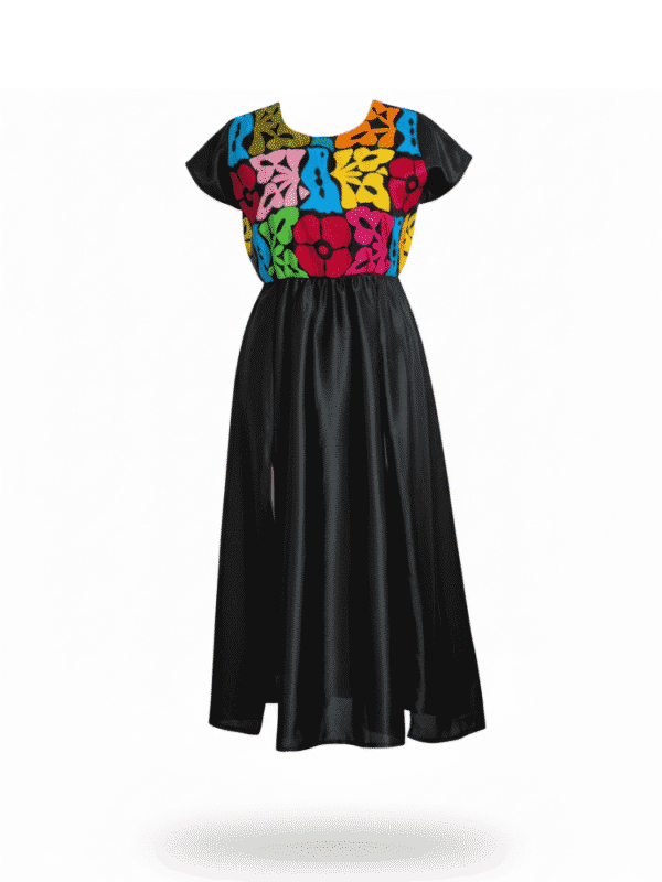 vestido largo de noche bordado artesanal San Felipe Jalapa de Díaz